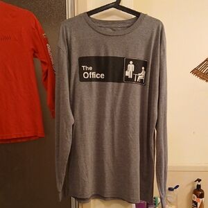 Ripple Junction Gray 'The Office' Graphic Tee.‎ Men's L., Longsleeved